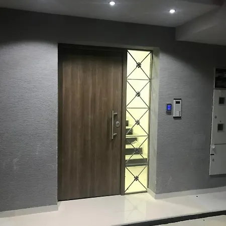 Luxury Duplex In Heart Of *